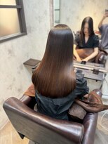 シシ 新宿(She 2.)&nbsp;ショコラベージュ/艶髪質改善ストレート/ロングヘア/サラつや