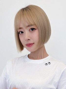 ルージュシー 堀江(RU10C) ハイトーンボブ/ケアブリーチダブルカラー/ミルクティーベージュ