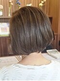 40代からの上品大人ボブ×白髪ぼかしハイライトカラー