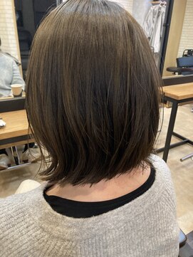 アールヘア(ar hair) 大人かわいいイヤリングカラーボブ