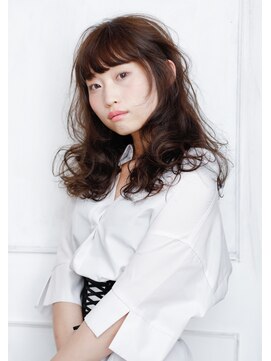 モカ ヘアーデザイン(moca HAIR DESIGN) ふわふわに巻いて重ための可愛い前髪で