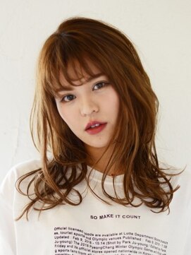 アース コアフュール ボーテ フォレストモール印西牧の原店(EARTH coiffure beaute) ランダムな動きのくしゃっとロング