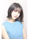 Lita遠藤 切りっぱなしボブ × ミルクティーベージュ