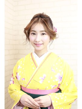 アヴァン(avant) ☆avant-アヴァン☆　卒業式ヘア　紐アレンジ