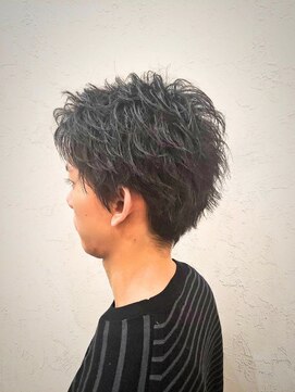 カルム 西日暮里(Calme) リバースアップバングショート/センターパート/コンマヘア