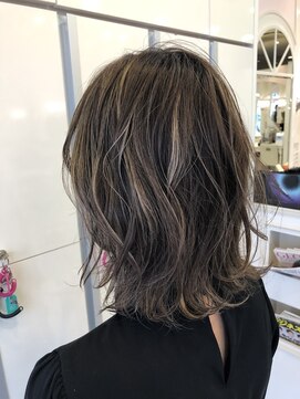 アッシュ 上尾春日店(Ash) 外ハネボブ