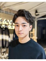 フジヤマ バーバー ショップ(FUJIYAMA BARBER SHOP) 七三オールバックツイストパーマコンマヘア【岩山オサム】3.16