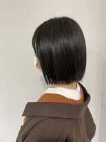 エデュコスゥリール(educo per sourile)&nbsp;切りっぱなしボブ×オリーブアッシュ