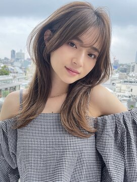 フォンズ(FONS) 表参道くびれヘアくびれミディ　顔まわりカット　シースルー前髪