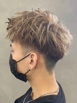 エルマーク(L-MARK) アップバングツーブロックバーバーフェードツイストメッシュ