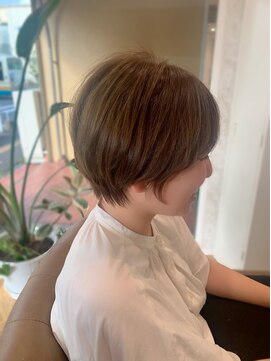 コバルトガーデン 佐賀(Cobalt-garden) 20代30代大人可愛い★小顔ボブ丸みショートミルクティ