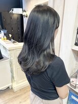 キャアリー(Caary)&nbsp;福山美容室Caary ゆるふわロング透明感シースルーブラック30代