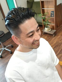 ヘアメイクブギー(HAIR MAKE BOOGIE)の写真/髪質やクセを見極めて、自宅での再現性を重視したカット技術で、毎朝のスタイリングも楽々時短♪