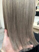 トッカ 天王寺ANNEX(tocca)&nbsp;透け感のあるベージュカラー