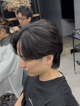 オーバルバイアピッシュ(OVARL by apish) 縦落ちツイストスパイラルメンズパーマ毛流れリバースフェザー