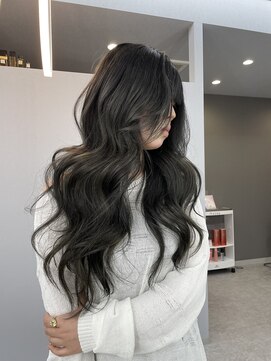 ブロンド(Blonde) 中明度/ダークグレージュ