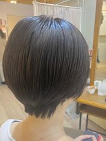 ヒラソル(girasol)&nbsp;丸み&くびれショート_プジョリトリートメント_ヘッドスパ