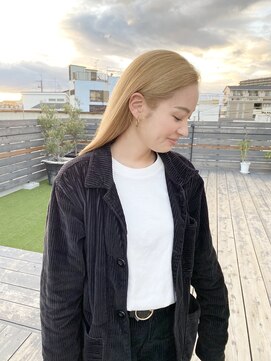 ブルーヘンビレッジ(bluhen village) ブロンドヘア