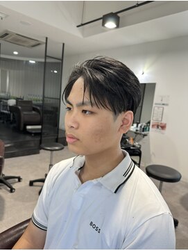 カルロイースタイル(CARLO e-style) ピンパーマラフカールツーブロックセンターパート