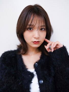 カフネ(cafne) ミディアムレイヤーカット/小顔ミディアム