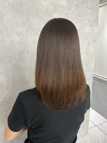 イル 天神西通り店(ill)&nbsp;【レディース◆天神】髪質改善ストレート/ミディアムレイヤー