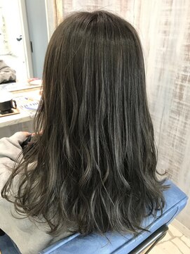 ルシール バイ アリア(Lucir by aria) ロング ダークトーンブルージュ!