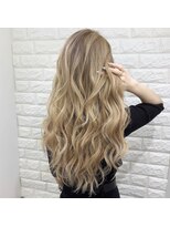 フィーネ(Fi-Ne)&nbsp;ハイライトグラデーション×エクステ