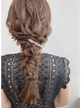 グランルッソ 岡山駅前(GRAN LUSSO) ゆる華やか編みおろし