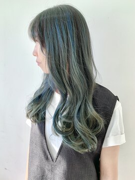 フォーク FOLK 【FOLK】透明感ハイライトブルー青髪☆似合わせゆる巻きロング♪