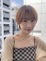 イヴォークトーキョーオーサカ(EVOKE TOKYO osaka)&nbsp;愛されモテショート 丸み 可愛い ベージュカラー マッシュ