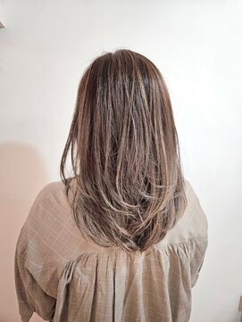 ツムグ 代官山 中目黒(TUMUGU) アッシュグラデーション脱白髪染めハイライト大人かわいいい