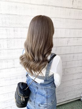 リムアズール 郡山店(Rim Azur) ミルクティーグレージュ