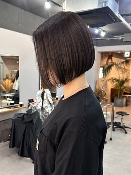 レブ 三条河原町(Reb,) ボブ×艶髪カラー