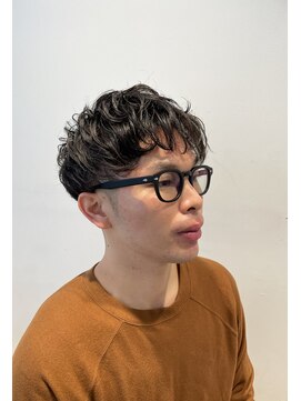 ハムエッグ バイ オーケークラブ(hum. egg by OKCLUB) ツーブロ×パーマ  [原木中山/メンズ/＜理容室＞/メンズパーマ]