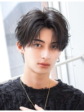 オーシャントーキョー 渋谷神南(OCEAN TOKYO) 黒髪束感人気センターパート