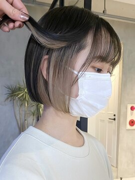テクネ 天神大名(techne) 天神大名今泉ブリーチカラーインナーカラーイヤリングカラーボブ