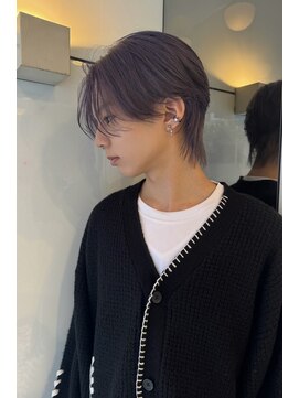 ランズ(LANDS) ウルフヘア/カルマヘア/センターパート【梅田】