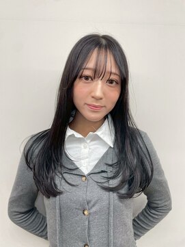 エイチバイシオミエイチ 神戸三宮(H by shiomi H) 暗髪艶カラー×レイヤースタイル