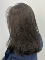 アイシー 表参道(ICY)&nbsp;ミディアムレイヤー&オリーブグレージュ透明感カラー