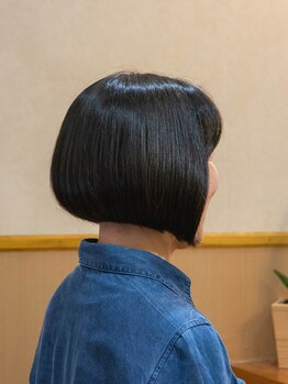 グラッシーヘアー(GLASSY HAIR)の写真/ショートカット経験豊富でショートが得意なスタイリストが施術*メンズカットもお任せください◎