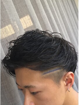 ザ オーダー(THE ORDER) ツイストスパイラルパーマアップバングツーブロデザインカラー