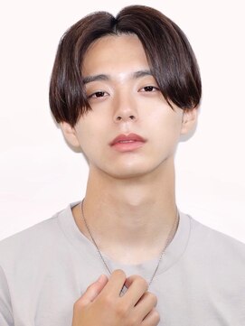 リップス 池袋(LIPPS) ナチュラルなセンター分け！【バックフロウショート】