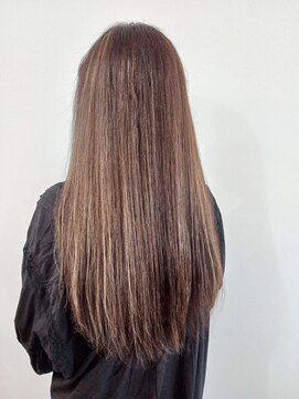 ツムグ 代官山 中目黒(TUMUGU) ホワイトグレージュ30代40代50代大人かわいいショコラアッシュ