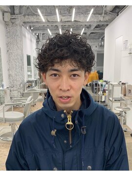 ユイツ メンズカーリーパーマ