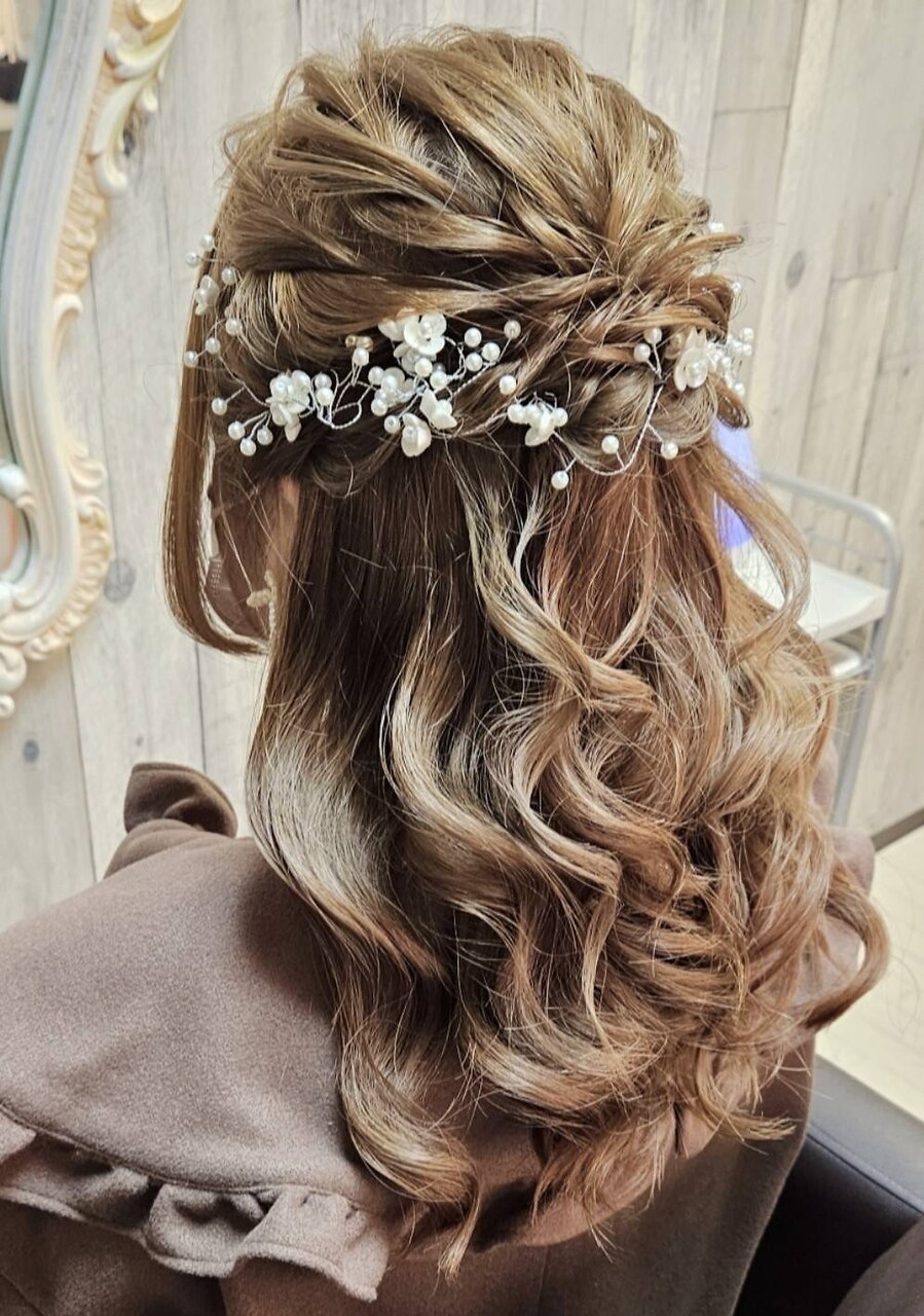 最終お値下げ！ベルズベア＆ベルズラビット　ベア mily bilet】ふわふわのファーで魅了する。ミニポーチ付きロゴ刺繍