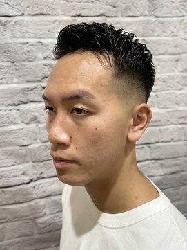 グレイスフル バーバープラチナム 六本木店(Graceful Barber platinum) メンズ/ショート/フェード/スキンフェード/黒髪/刈り上げ