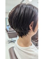 イエロー フォー ヘアー(Yellow for hair) お手入れもラクなショートヘア
