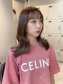 ディーエックス スリー(Dxxxx III) 透明感ベージュカラー