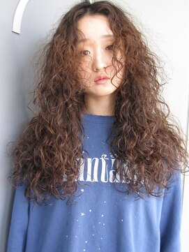 ポピンズ(poppins) カーリーパーマ