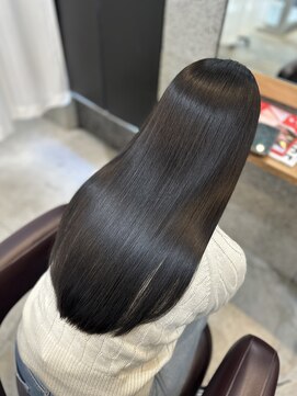 ウィールール 手稲店(WE RULE) 髪質改善ストレートロング/黒髪/暗髪/艶髪